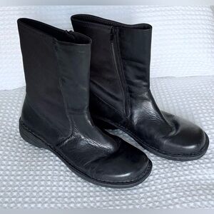 Earth Shoe leather bootie, Size Women’s 11